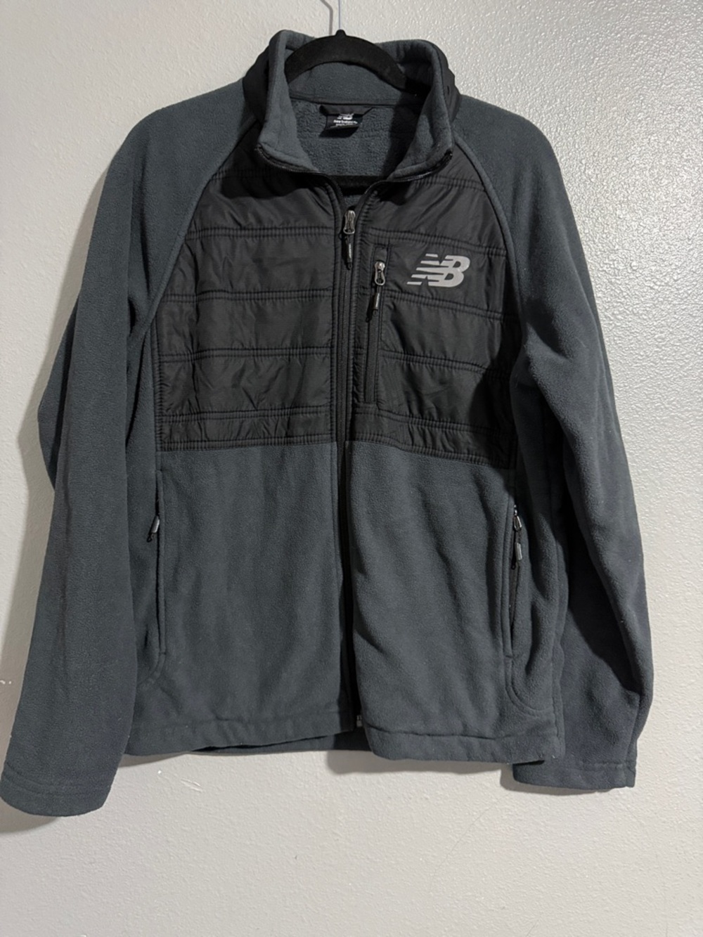New Balance Men’s Dark Gray and Black Hybrid Fleece Jacket